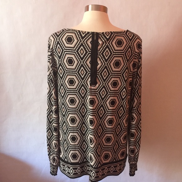 Alfani Geometric Print Scoop Neck Top Size XL - Picture 3 of 6